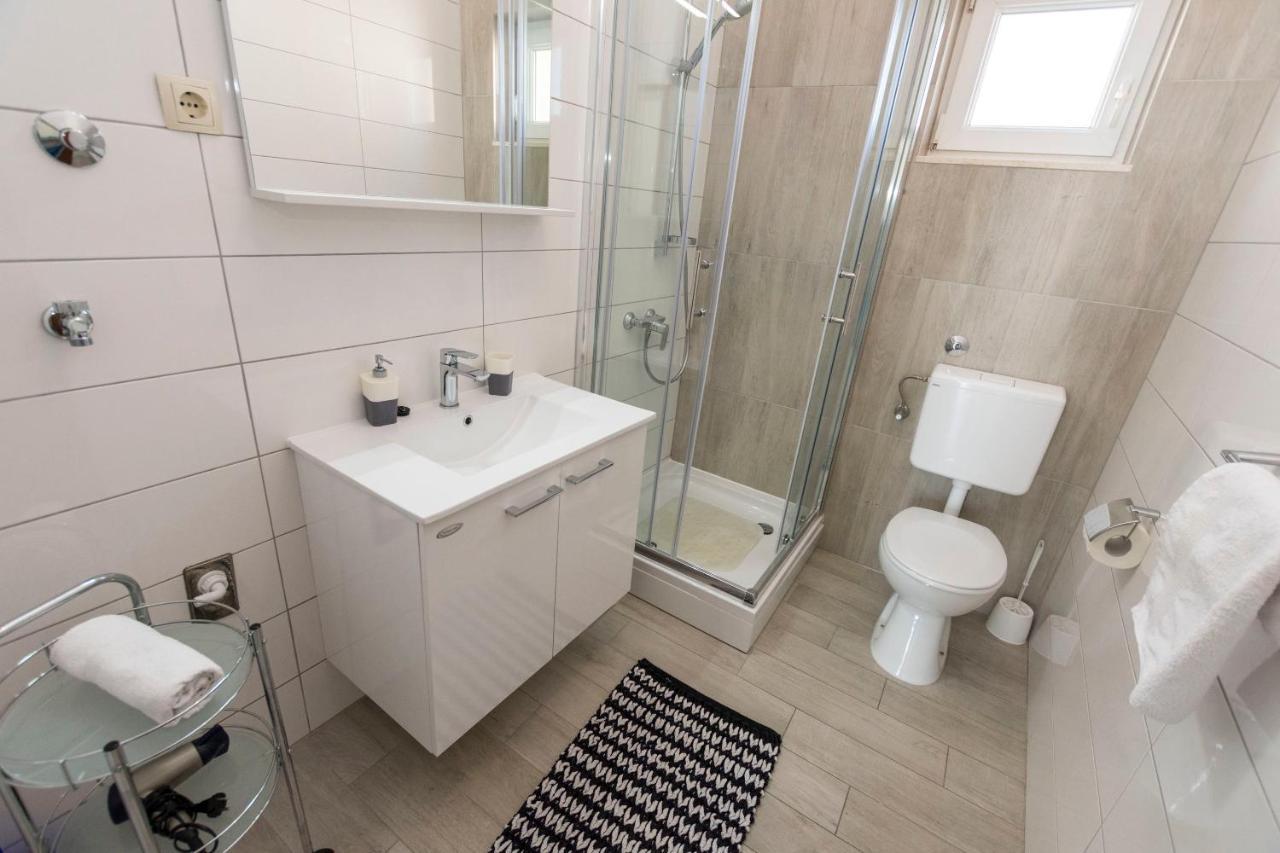 Apartment Nensi Primošten Dış mekan fotoğraf