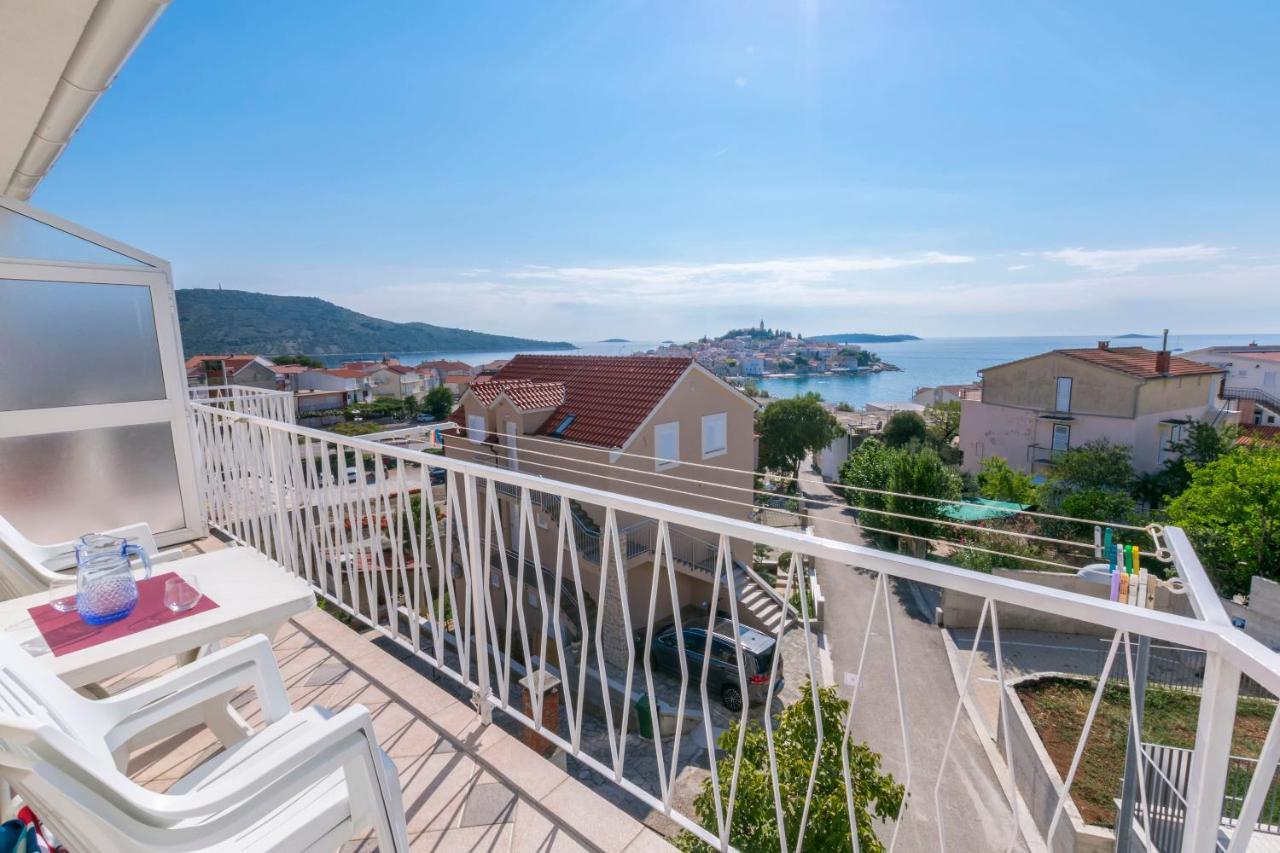 Apartment Nensi Primošten Dış mekan fotoğraf
